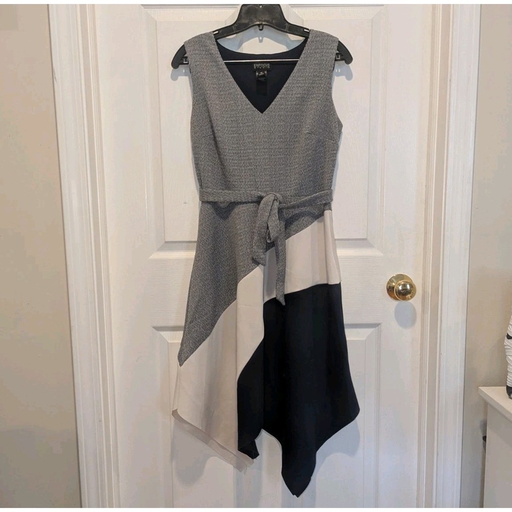 Modernist Colorblock Asymmetrical Handkerchief Dress En Focus Studio Size 10